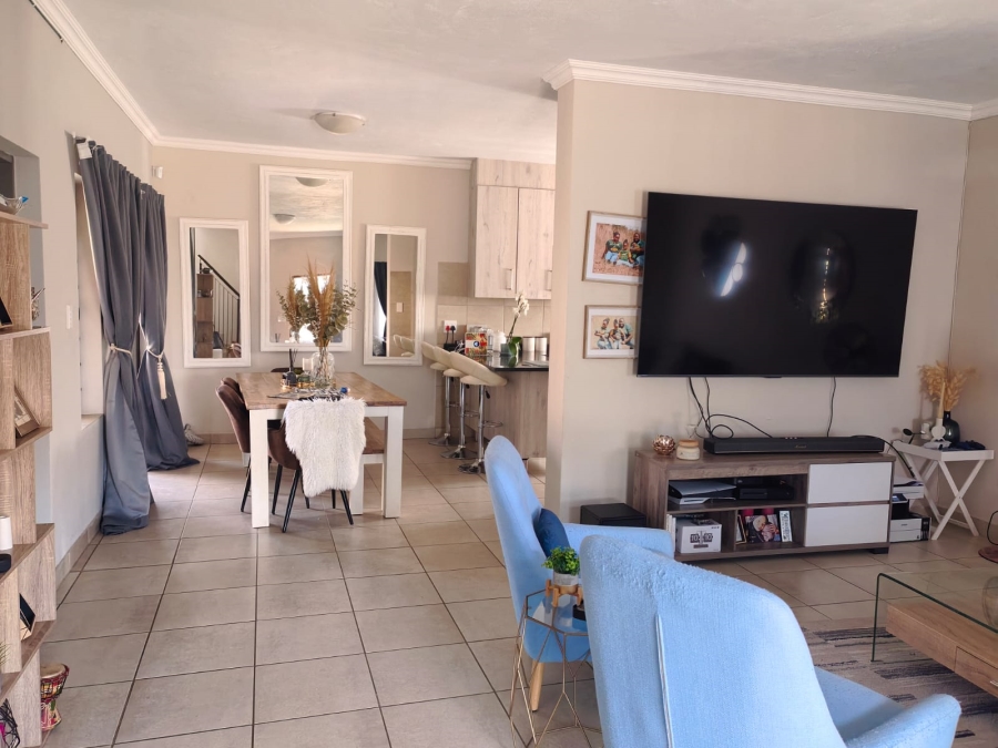 To Let 3 Bedroom Property for Rent in Waterval East North West